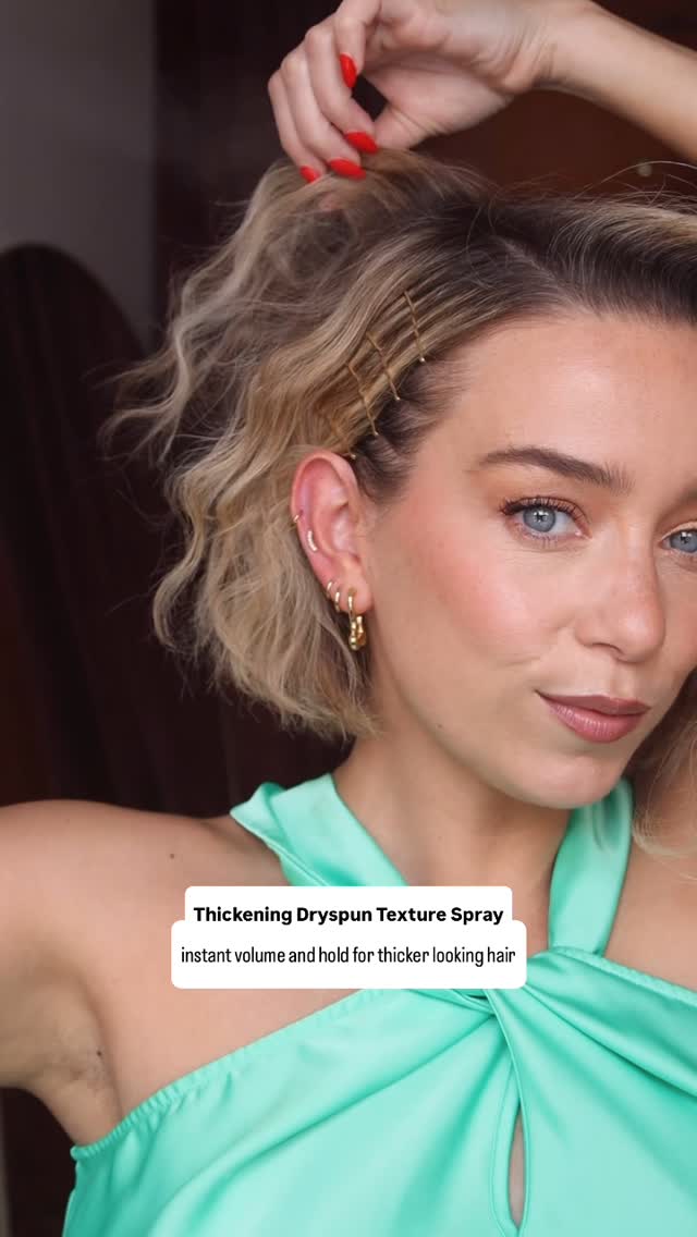 Instagram post by an influencer for Bumble and bumble.. Caption reads: My favorite @bumbleandbumble products are 25% off....