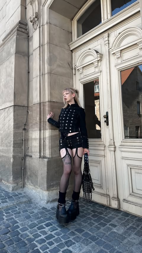 Instagram post by @r0ttenxangel for Minga London. Caption reads: [...] this outfit 🏹 outfit from @mingalondon use....