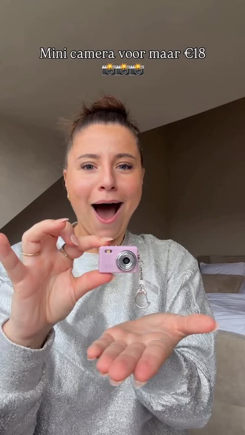 Instagram post by @daphne.m.h for Kruidvat. Caption reads: Dit is toch oprecht het leukste kerstcadeau ooit,....
