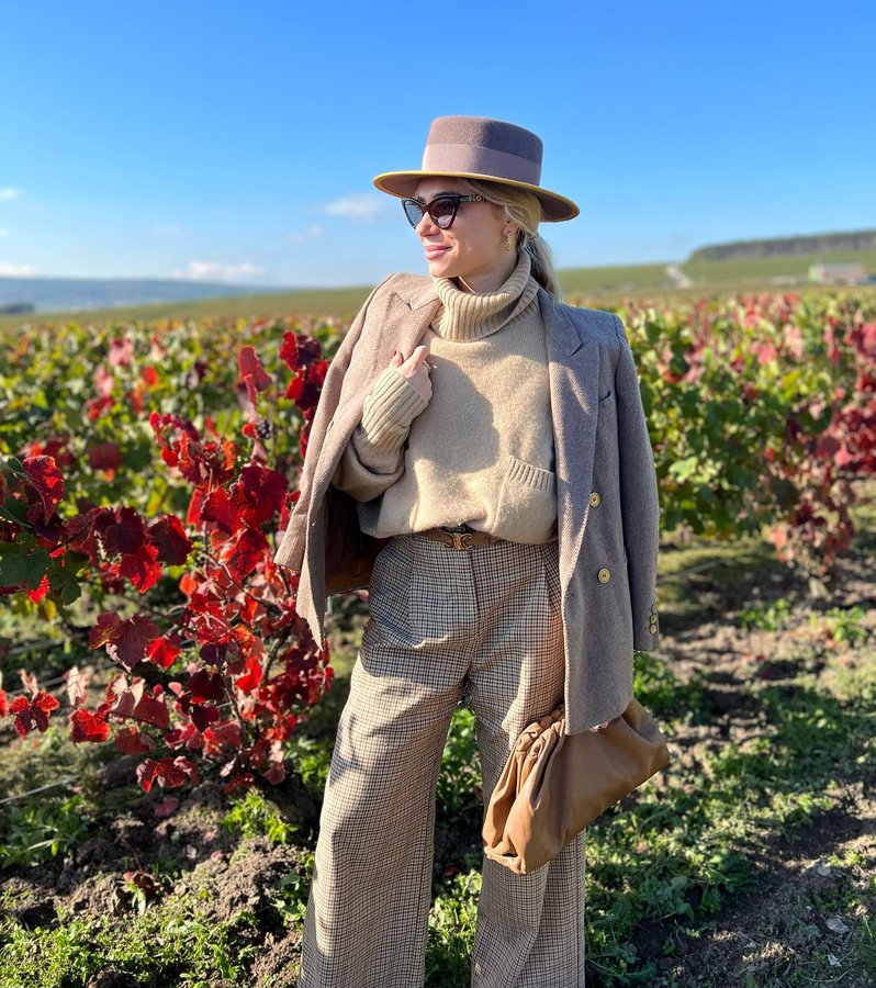 Instagram post by @mariecharlottedeb for Champagne Ruinart. Caption reads: Sparkling escape in Reims with @ruinart 🥂🌞....