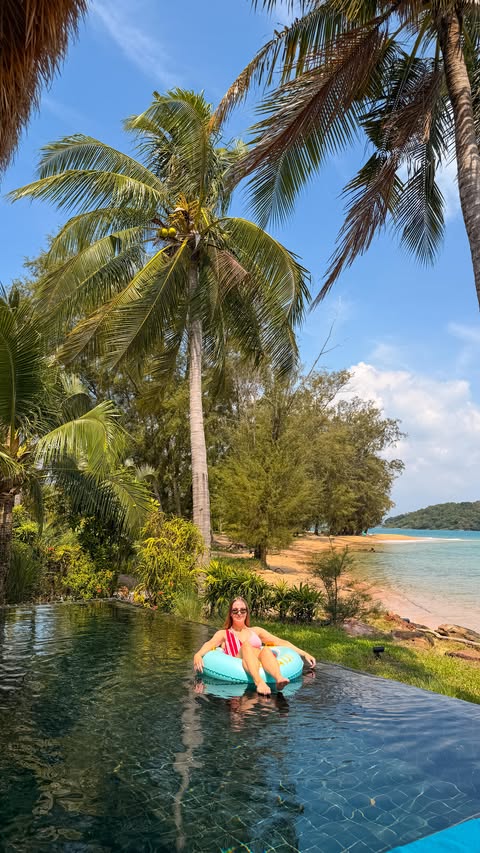 Instagram post by @gemmagoesglobal for BOL Foods. Caption reads: Me + @bolfoods = easy meal, wherever I am. 🌴 ad.....