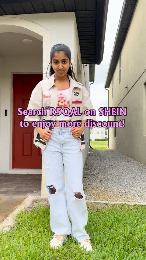 Instagram post by @psdiwan22 for ROMWE. Caption reads: [...] Women Search🆔 39096439 🔗 Store name: ROMWE....
