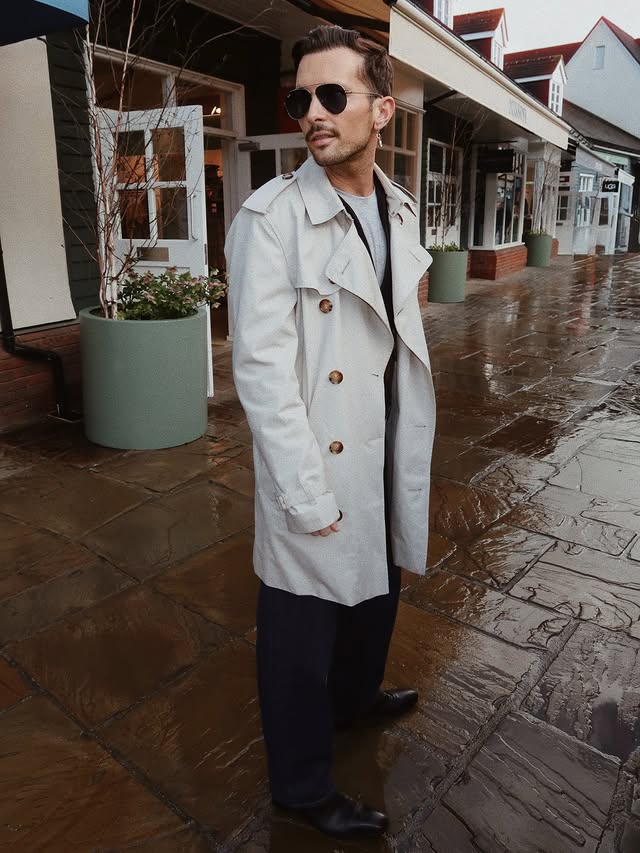 Instagram post by @cosmincernica for Bicester Village. Caption reads: [...] into miles. That’s how I do @bicestervillage....