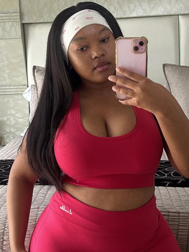 Instagram post by @portia__gwala for Sculpt Touch. Caption reads: Don’t forget to shop waistline trainers....