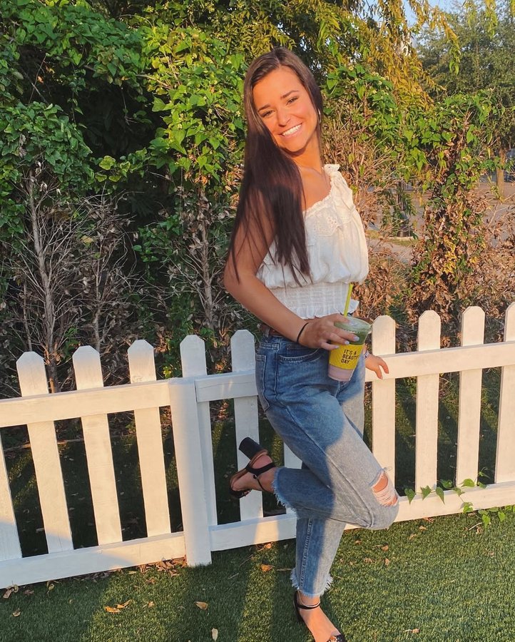 Instagram post by @karaash for La La Land Kind Cafe. Caption reads: another weekend, another trip to @lalalandkindcafe....