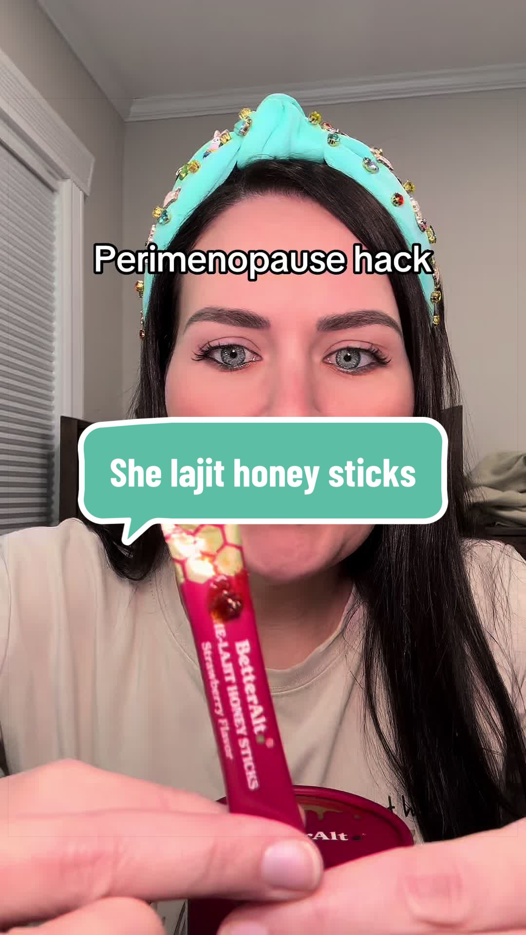 TikTok post by @laceylikestotravel for Better Alt. Caption reads: [...] honey sticks are so good! #shelajit....