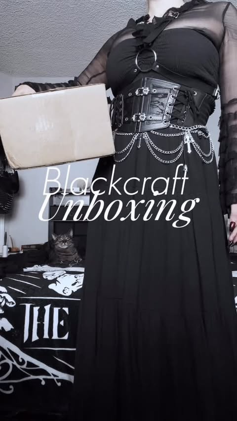 Instagram post by @andreanet_ for Blackcraft Cult. Caption reads: Unboxing @blackcraftcult use code andreanet20 for....