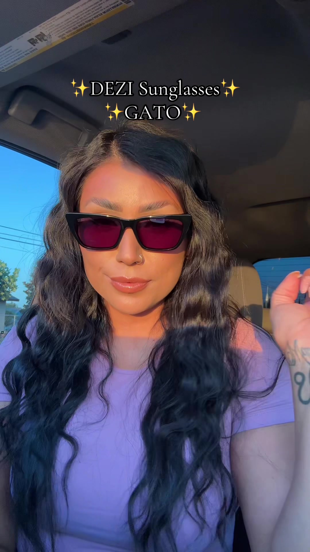 TikTok post by @yesiiii0101 for DEZI. Caption reads: ✨DEZI Sunglasses✨GATO✨ @Desi Perkins @DEZI [...].