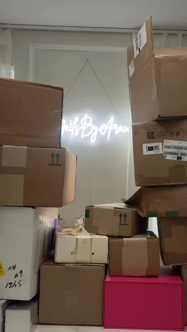 Instagram post by @nailsbyaran for Caitlyn Minimalist. Caption reads: Opening my PRs with me 📦 ✨

Thank you....