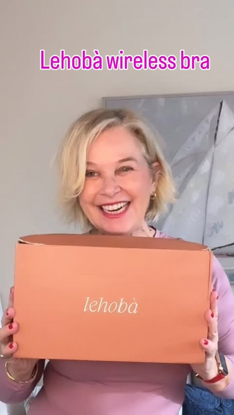 Instagram post by @stylealiveafter55 for PUMIEY. Caption reads: As I get older I’m having such a hard time finding....