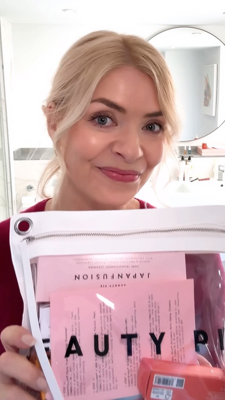 Instagram post by @hollywilloughby for BEAUTY PIE. Caption reads: It’s always Black Friday at Beauty Pie! That’s why....