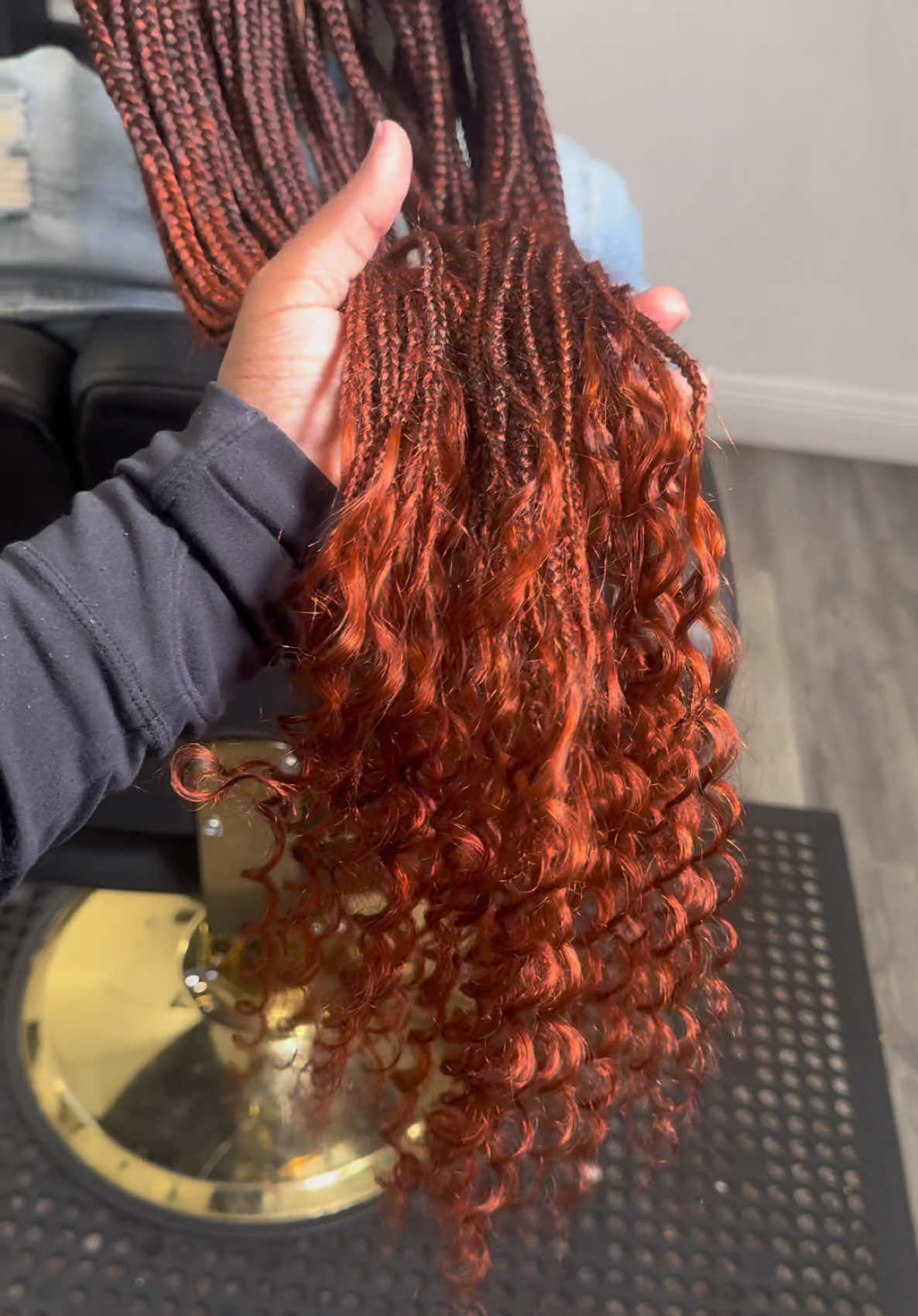 TikTok post by @itsmunchkinn_ for Hairplexx Beauty. Caption reads: [...] foam just seals the deal. s/o to @Hairplexx....
