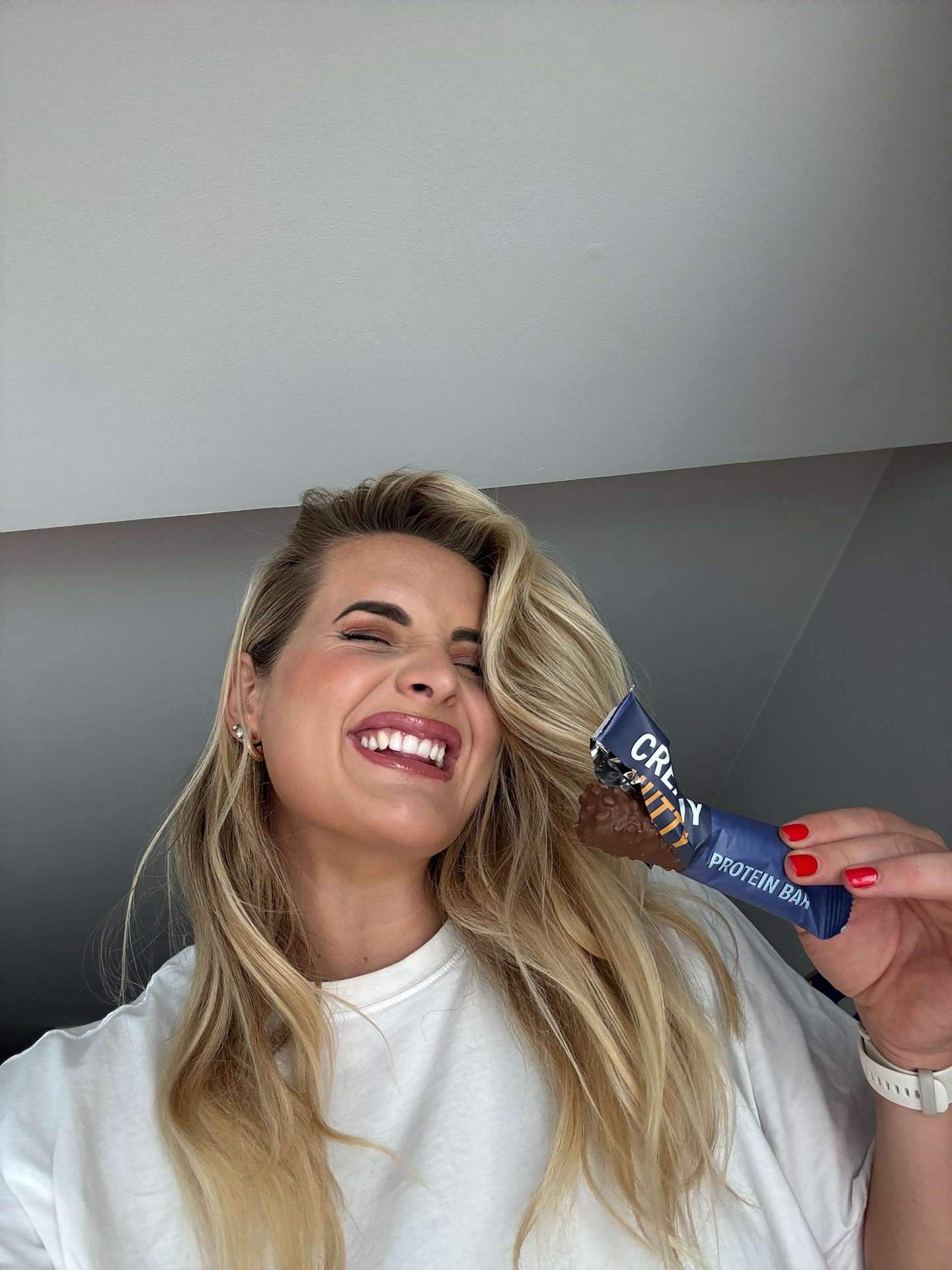 Instagram post by @martine.halvs for tights.no. Caption reads: annonse 💙 ENDELIG! Nyheten jeg har gledet meg til....