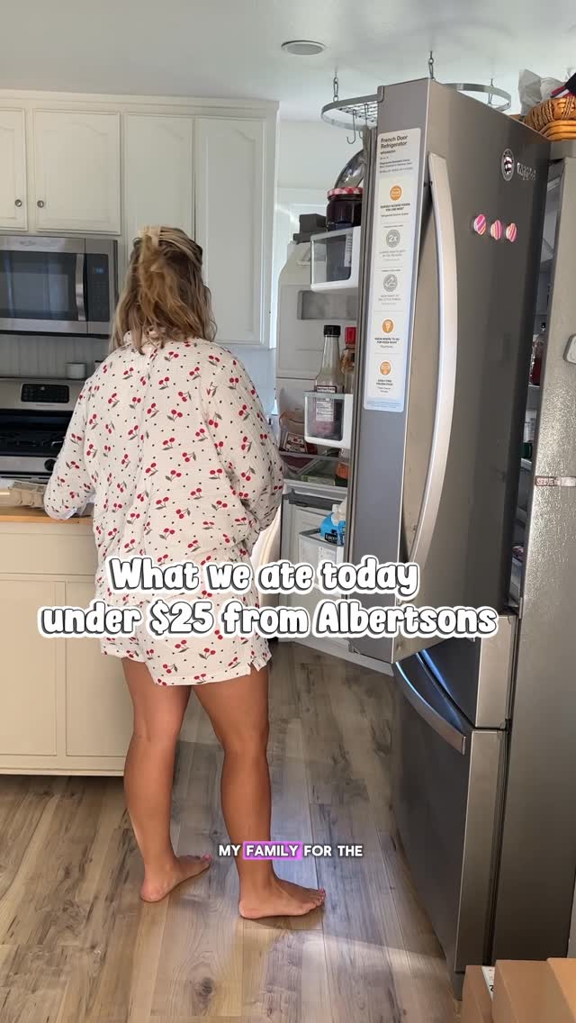 Instagram post by @heykatieejay for Albertsons. Caption reads: #AlbertsonsPartner One day, three meals, four....