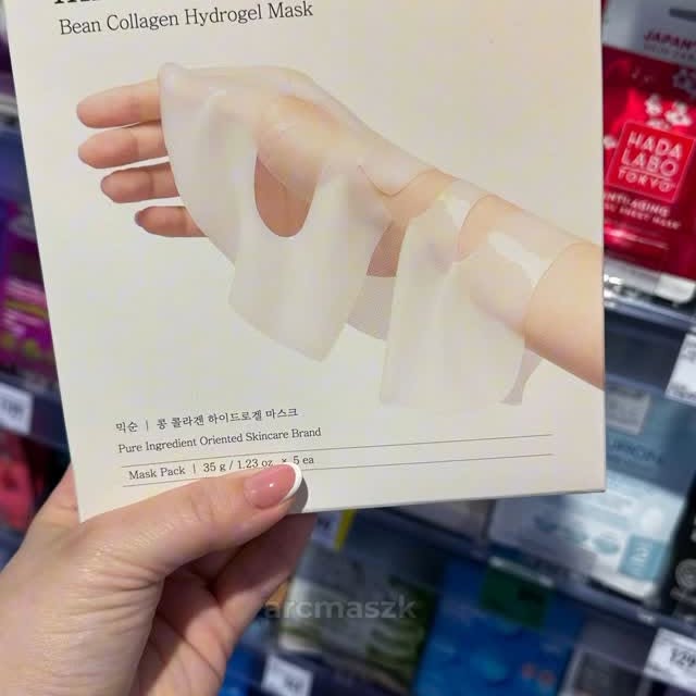 Instagram post by @okosszepseg for ROSSMANN. Caption reads: #reklam Ha törekszel a minimalizmusra, de mégis....