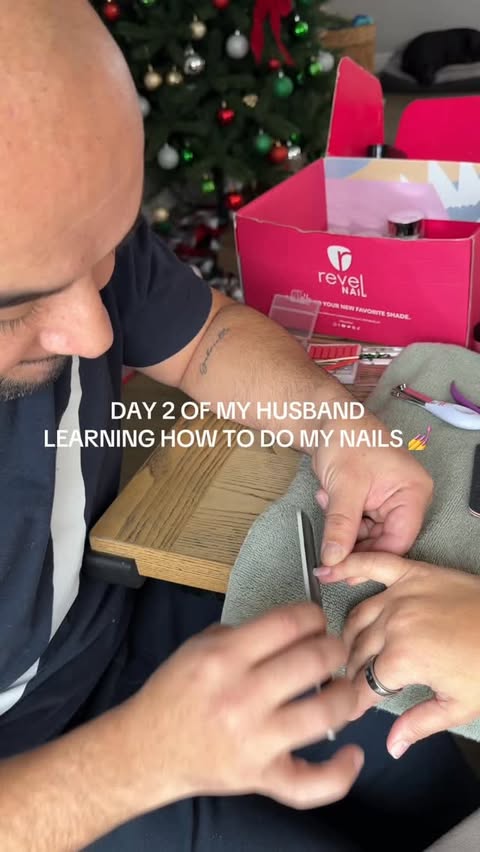 Instagram post by @sashatoromurillo for Modelones. Caption reads: He’s getting better!! Loved this red!....