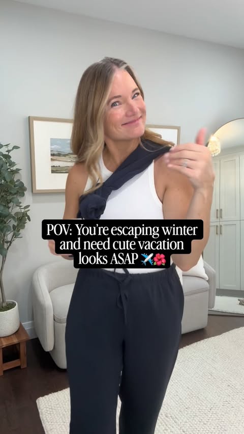 Instagram post by @mandd_shoppingg for Nordace. Caption reads: Holiday vacation style inspo ✈️🌴
Airport looks +....