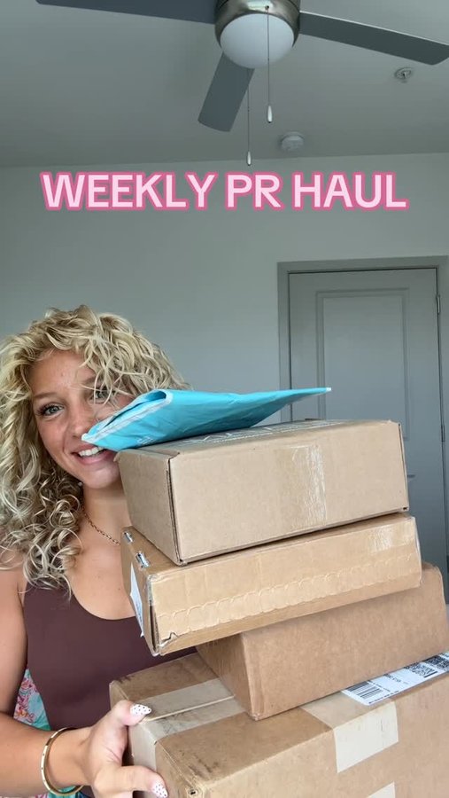 Instagram post by @ellaa.best for Peta Jane Beauty. Caption reads: THIS WAS SO AWESOME THANK YOU EVERYONE!!!....