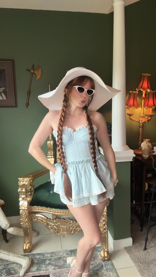 Instagram post by @scarlett.o.hair for Selkie. Caption reads: [...] also catch me in this as a romper 🙂‍↕️....