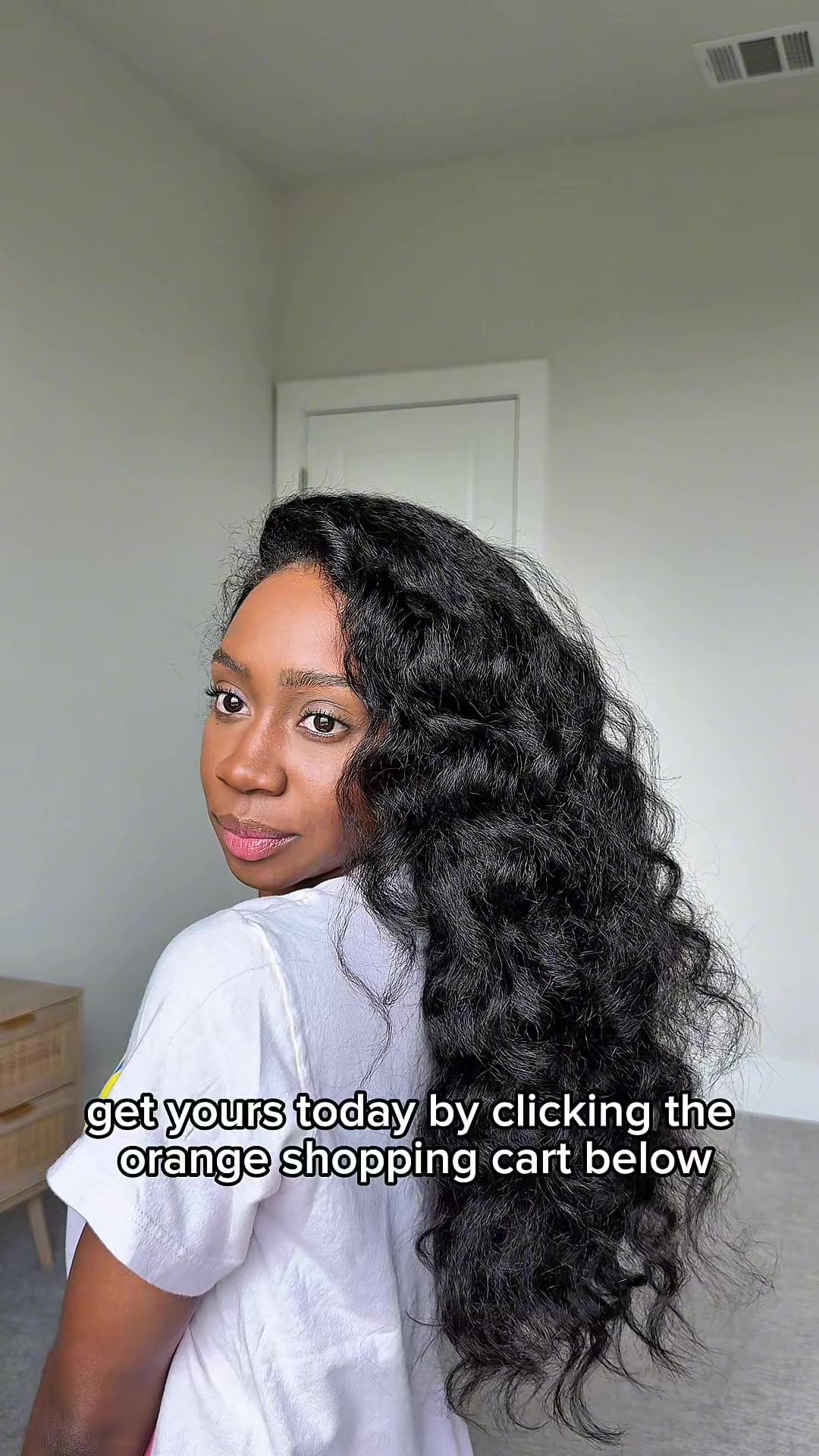 TikTok post by @ru.mill for OQHAIR. Caption reads: This half wig says it all🩷 @OQHAIR @oqhairshop 🩷....