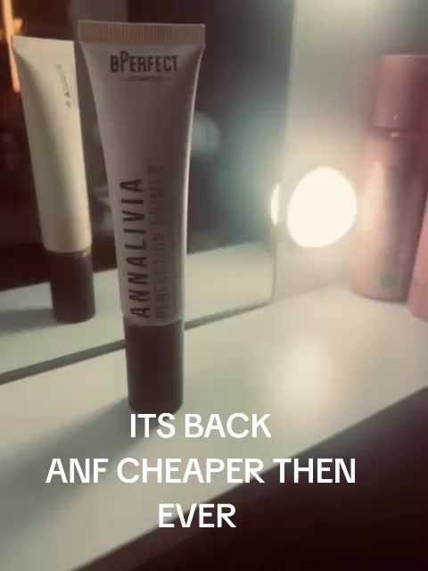 TikTok post by @helensbitsandbobs for BPerfect Cosmetics. Caption reads: [...] #beauty #foryourepage @BPerfect Cosmetics.