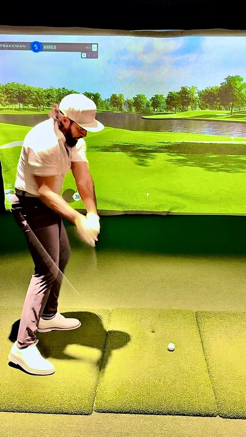 Instagram post by @manoloteachesgolf for Golf Galaxy. Caption reads: [...] miss out on the Hole-In-One Challenge....