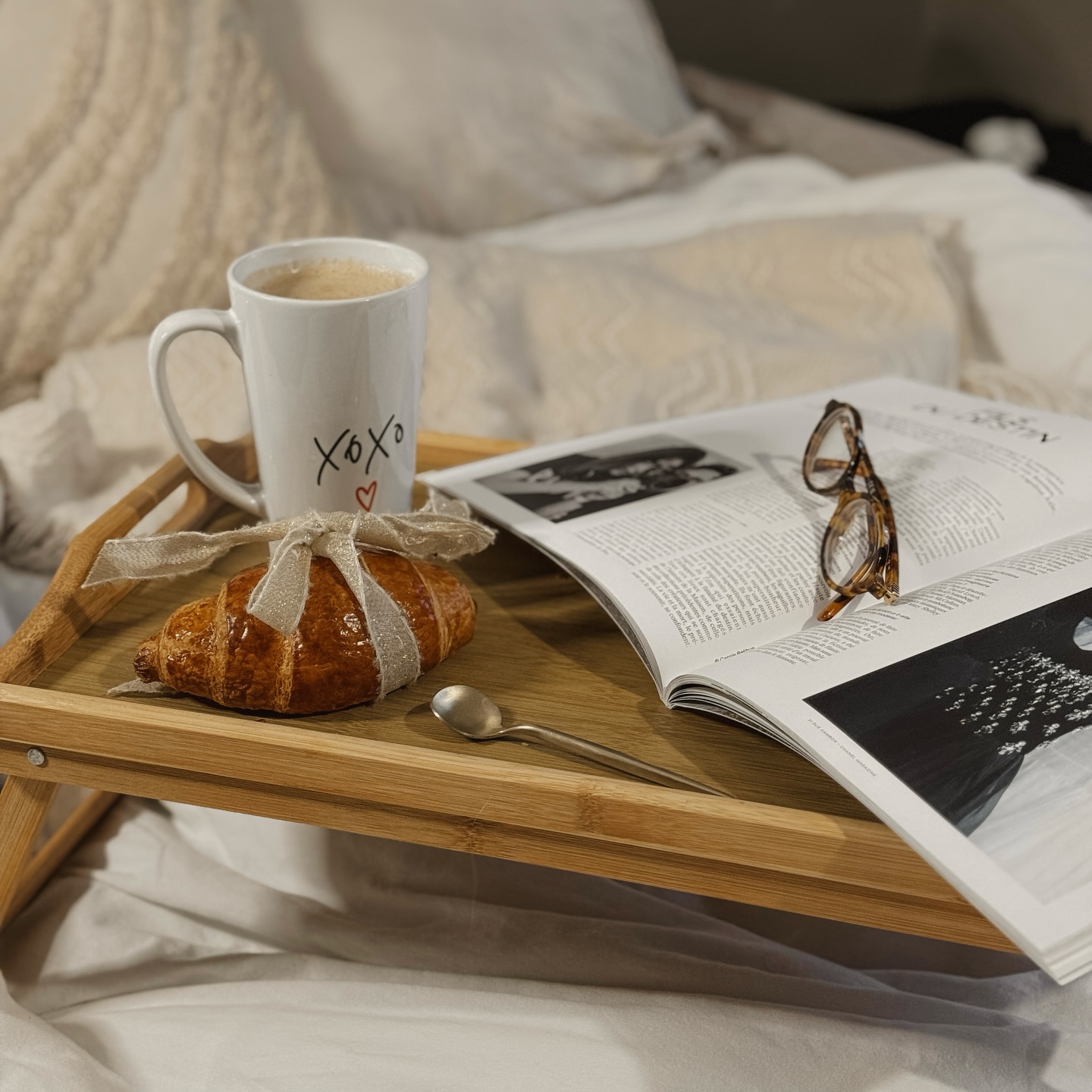 Instagram post by @macaroonsandroses for Optimalprint. Caption reads: Annonce @optimalprint Turn everyday moments into....