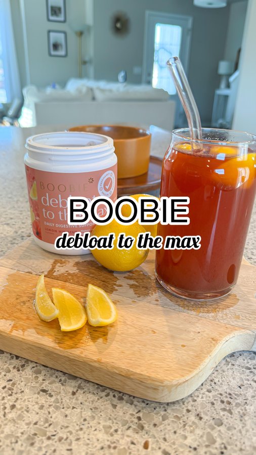 Instagram post by @cierrarobinblogs for Boobie Superfoods. Caption reads: [...] a healthy gut, I’ve been using....