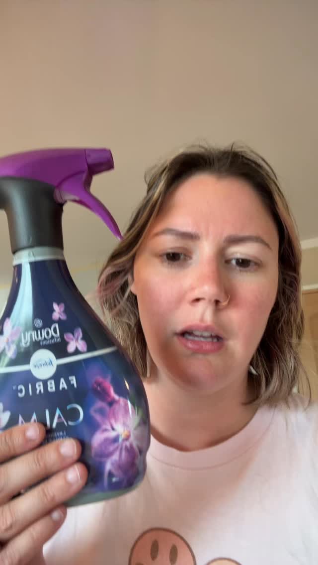 Instagram post by @emilyjeanneferet for Febreze. Caption reads: @febreze.