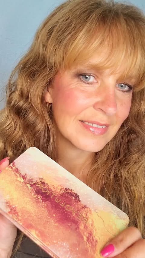 Instagram post by @ruth.bowes1 for Makeup Revolution. Caption reads: [...] for 10% discount Link in bio....