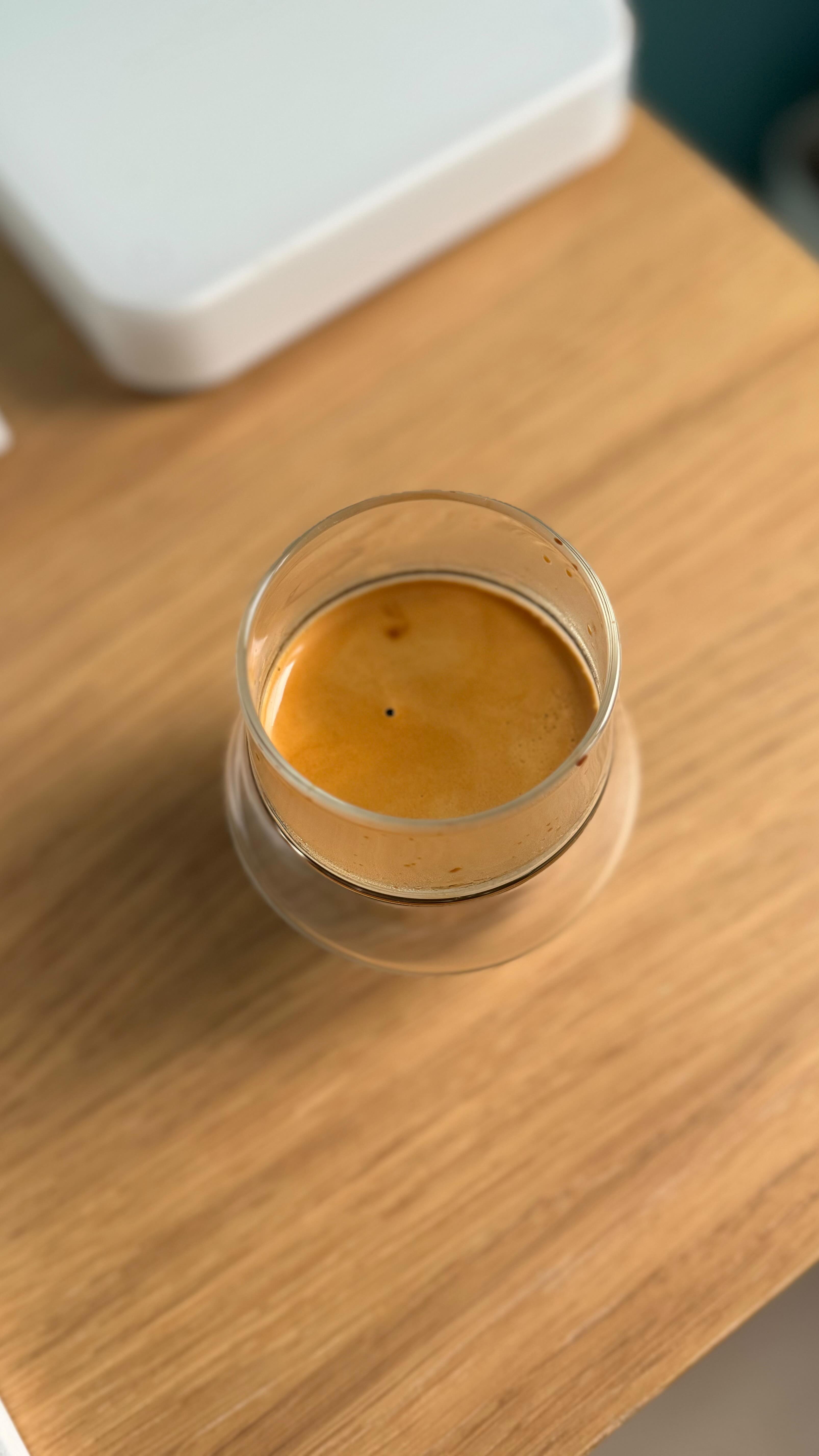 Instagram post by @ertugrulkoclar for Karaca. Caption reads: hayatta her şeyin özü vardır. kimisi özü....