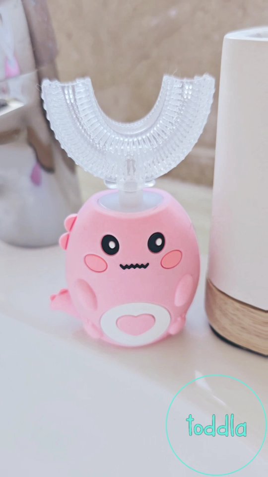 Instagram post by @mama_2_lola_priya for Toddla. Caption reads: [...] their teeth? Then you need to check out....