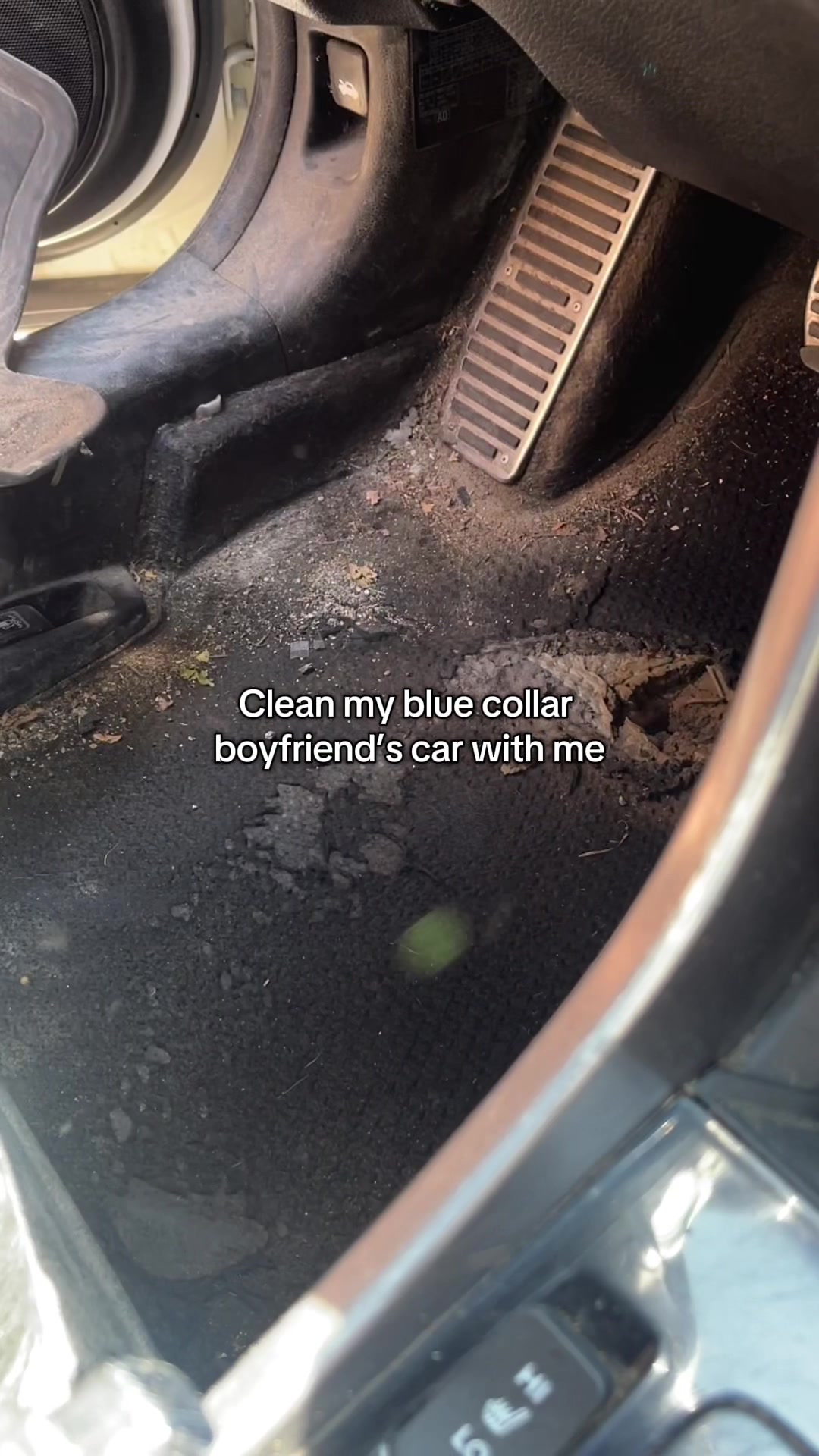 TikTok post by @ab333xxx for Homeika. Caption reads: Dating a blue collar man means you use your cute....