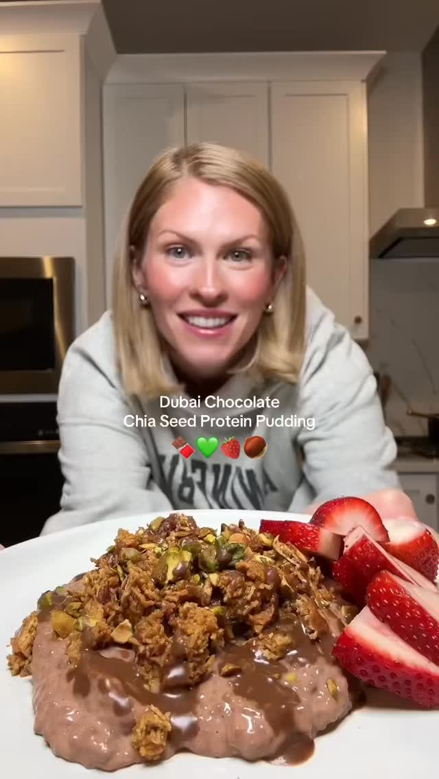 Instagram post by @smaller_sam.pcos for Clean Simple Eats. Caption reads: Dubai Chocolate Chia Seed Protein Pudding....