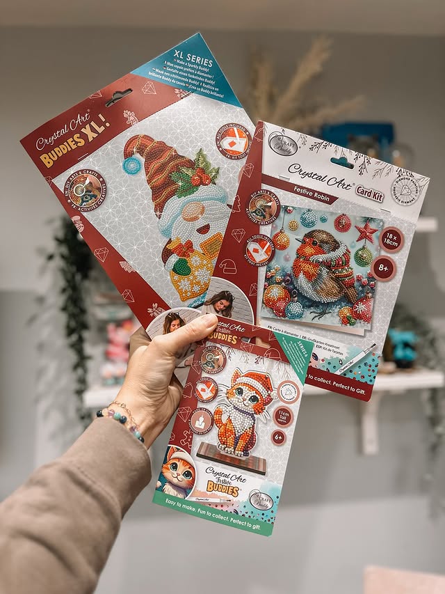 Instagram post by @esme_and_edie for Craft Buddy. Caption reads: [...] Art & you just don’t get better than....