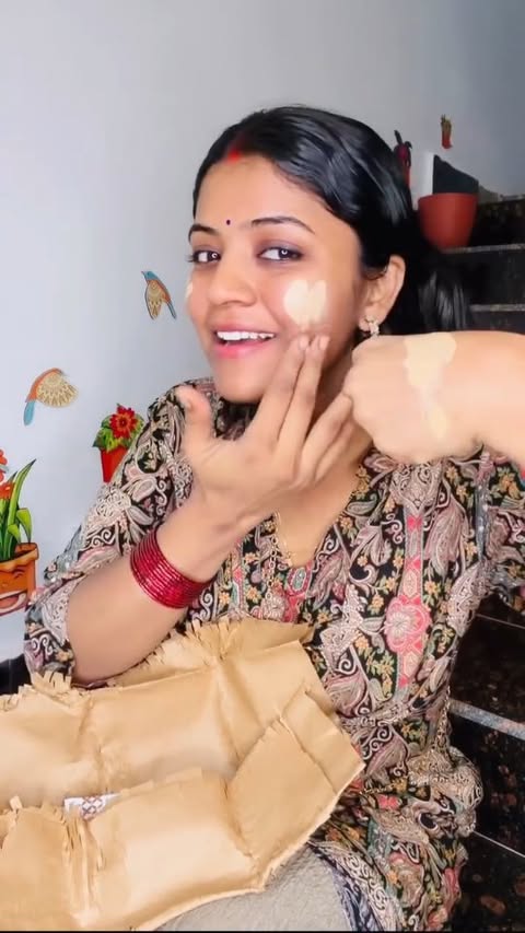 Instagram post by @pratiksha_jaiswal_98 for Just Herbs. Caption reads: Comment for auto reply @justherbsindia.