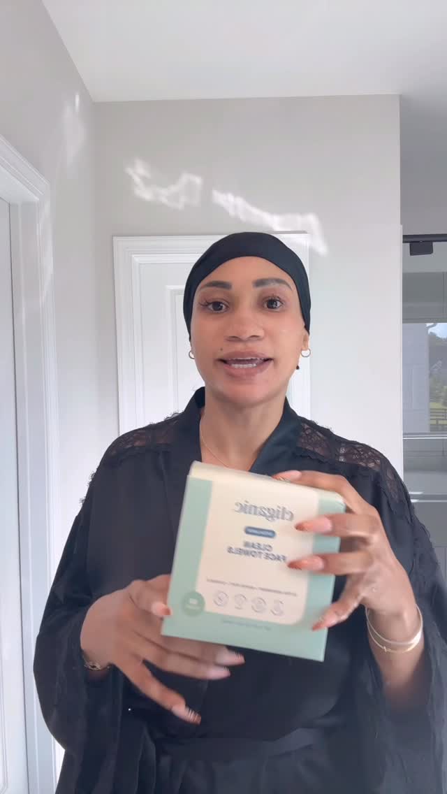 Instagram post by @joythenatural for Cliganic. Caption reads: [...] up 😭 Since I started using these Cliganic....