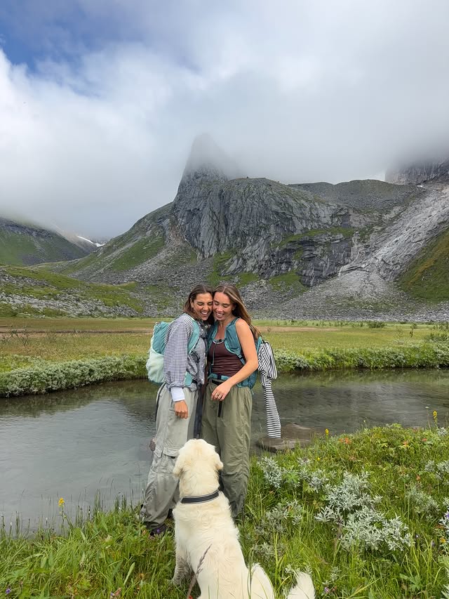 Instagram post by @kajsasande for Passenger. Caption reads: [...] our favourite hike, well equipped with....