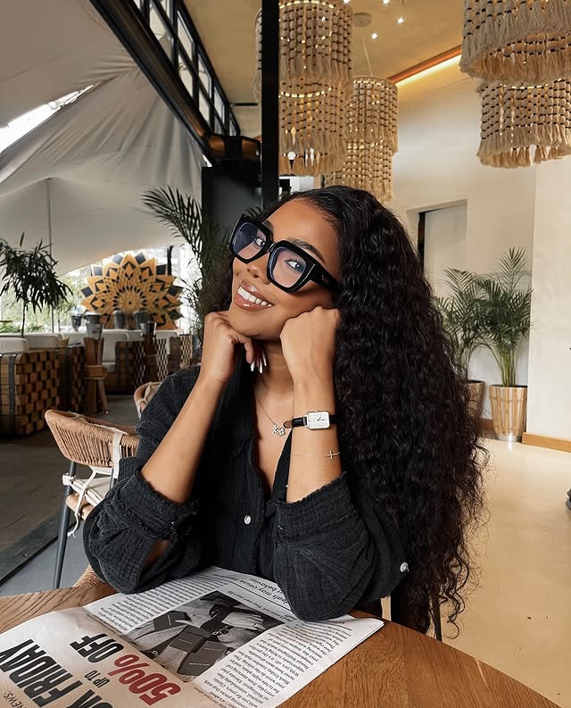 Instagram post by @landzygama for Daniel Wellington. Caption reads: hey DW girlies🤍 

After being sold out on all....