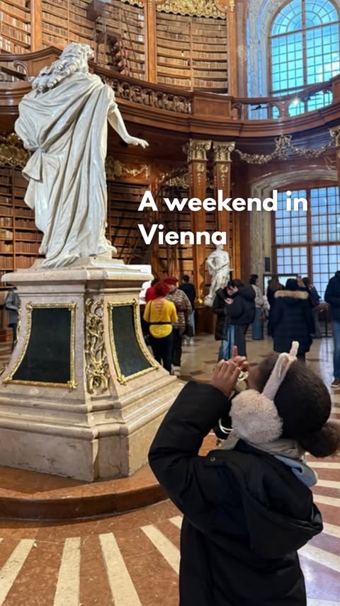 Instagram post by @kiddoadventures_ for Wizz Air. Caption reads: [...] from London Luton to Vienna with Wizz Air....