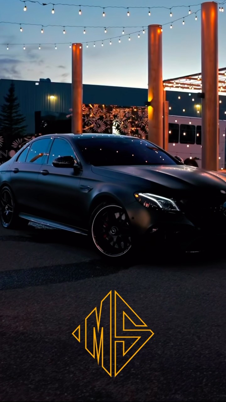 Instagram post by @kaandogramacilar for Mercedes-benz. Caption reads: Saldık makinayı, aksın sokaklara 😎🎥 #reklam....