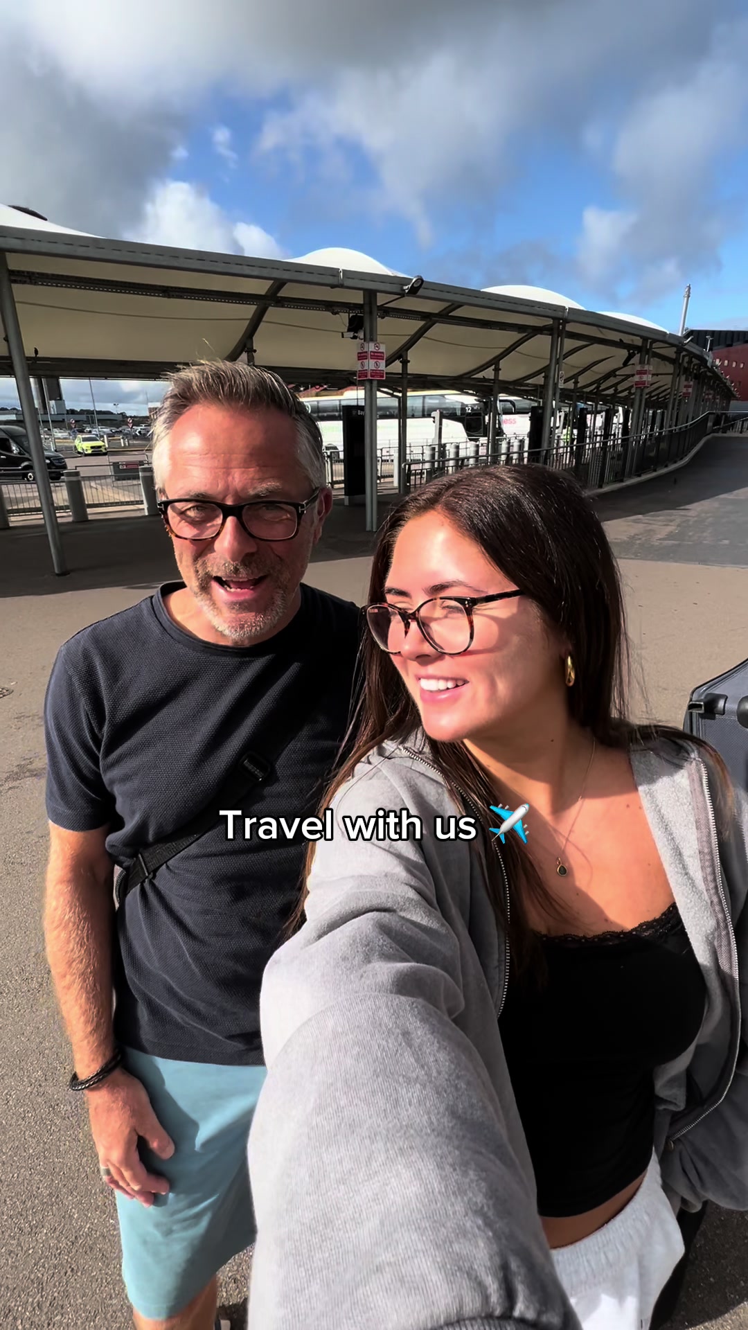 TikTok post by @puwtok for Wizz Air. Caption reads: “this is a stitch up”😂 @wizzair #WizzAir #ad .