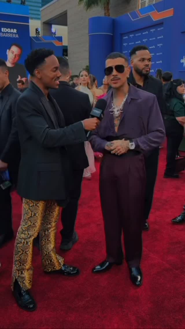 Instagram post by @hypebeastlatam for HYPEBEAST. Caption reads: @rauwalejandro on the red carpet of the....