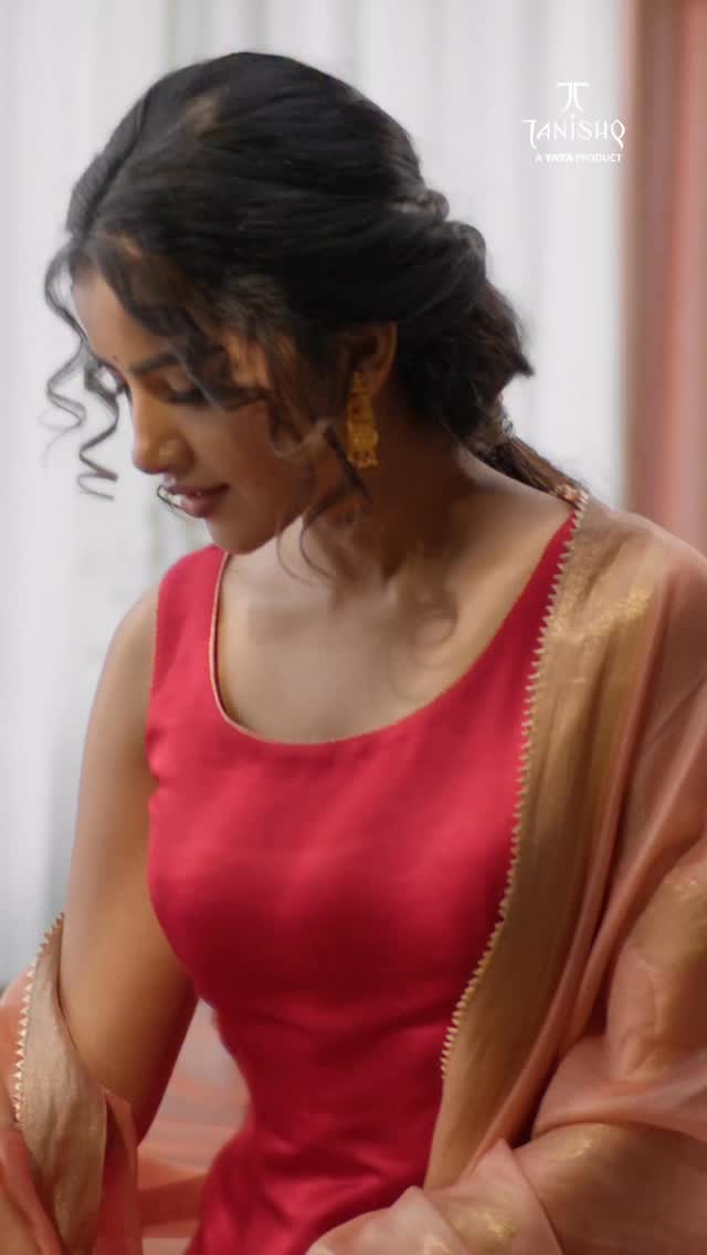 Instagram post by @anupamaparameswaran96 for Tanishq. Caption reads: Such a heartfelt surprise from @tanishqjewellery....