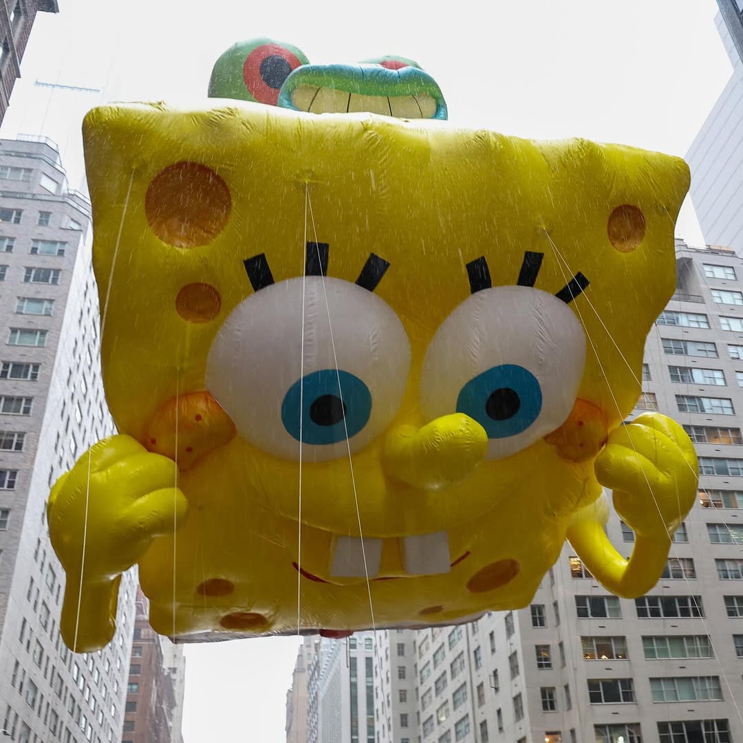 Instagram post by @nickelodeonfamily for PAW Patrol. Caption reads: Happy Thanksgiving from the #MacysParade!
💛....