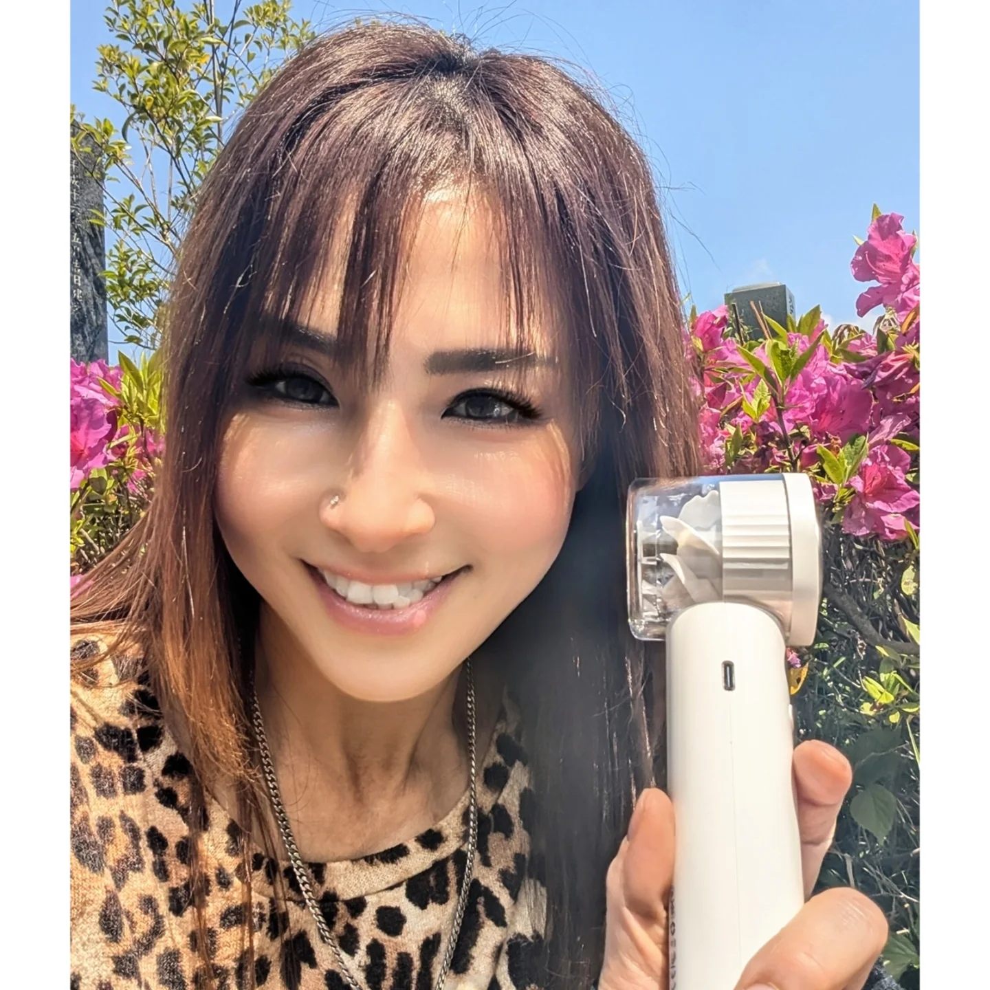Instagram post by @sayurizingi for CICIBELLA. Caption reads: CICIBELLAから持ち運びに便利な
冷却ハンディファンが登場♪
今年も既に暑いし、今年も猛暑にな....