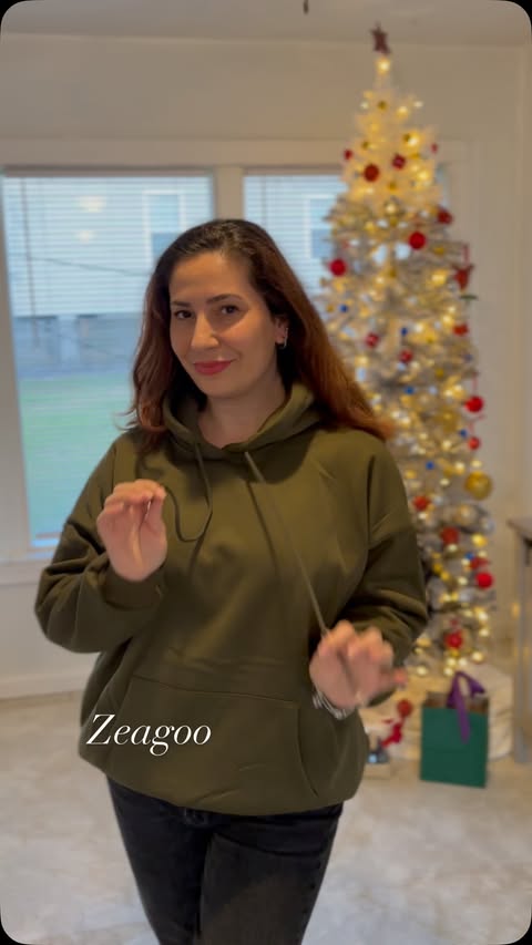 Instagram post by @sinem.inwonderland for Zeagoo. Caption reads: @zeagoo.official ❤️ Black Friday Deals [...].