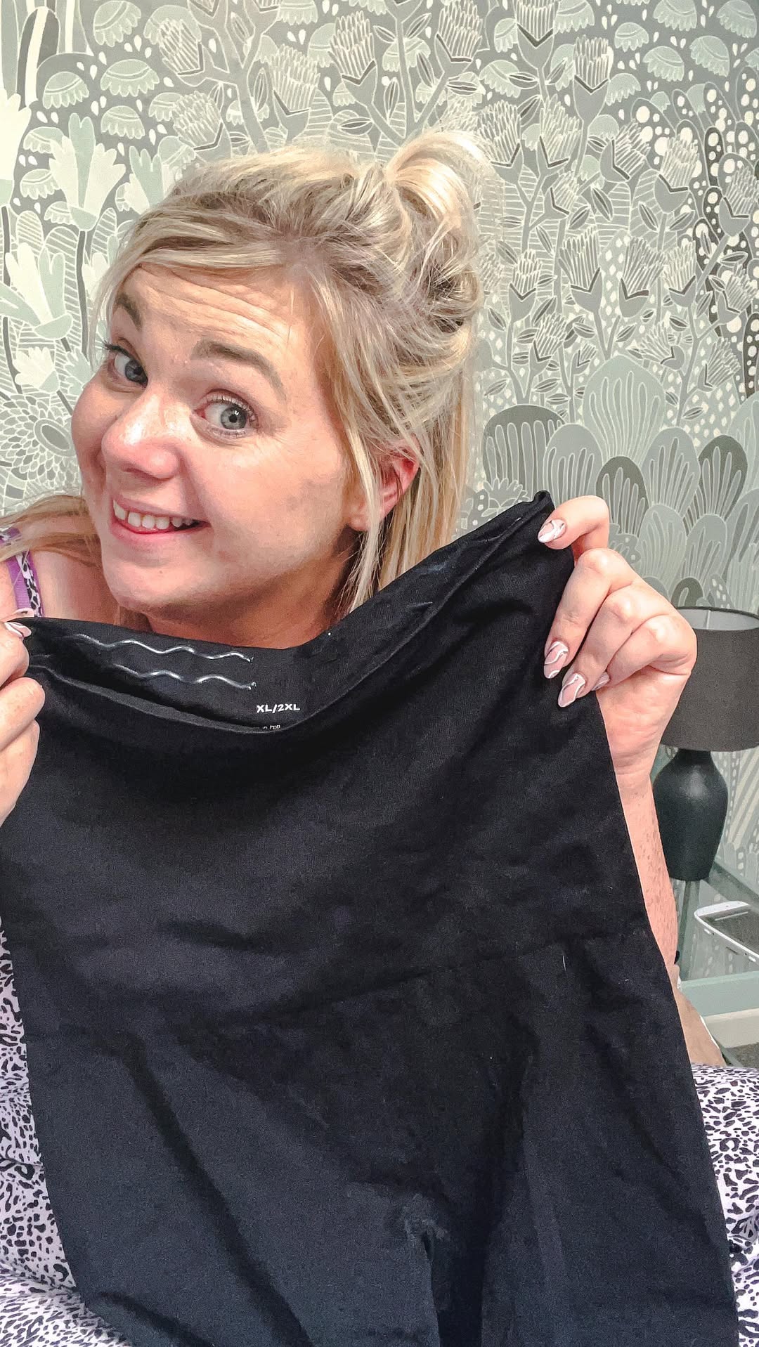 Instagram post by @lgm_fitness17_ for Conturve. Caption reads: [...] shapewear this summer? 

Check out....