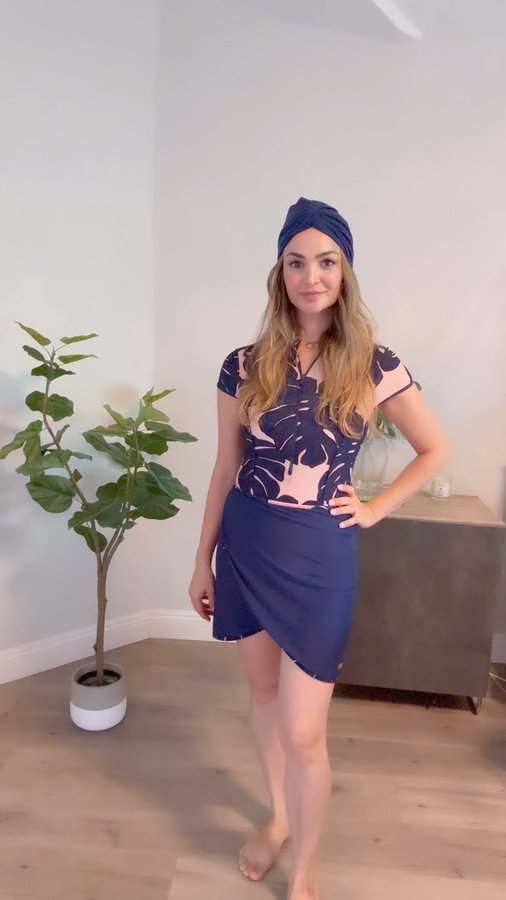 Instagram post by @momology___ for LYRA Modest. Caption reads: [...] something cute, but modest. 

I found....