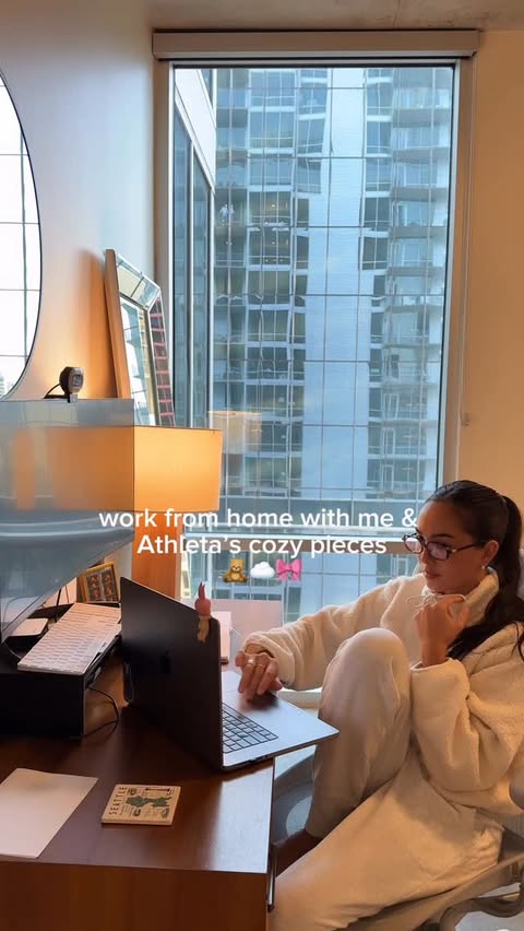 Instagram post by @rileyyrojass for Athleta. Caption reads: a cozy WFH week in @athleta #Athletapartner....